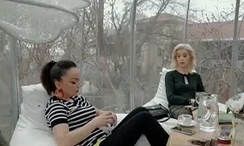Qez Het U Aranc Qez - Episode 52 [հայկական սերիալ/հայերեն]